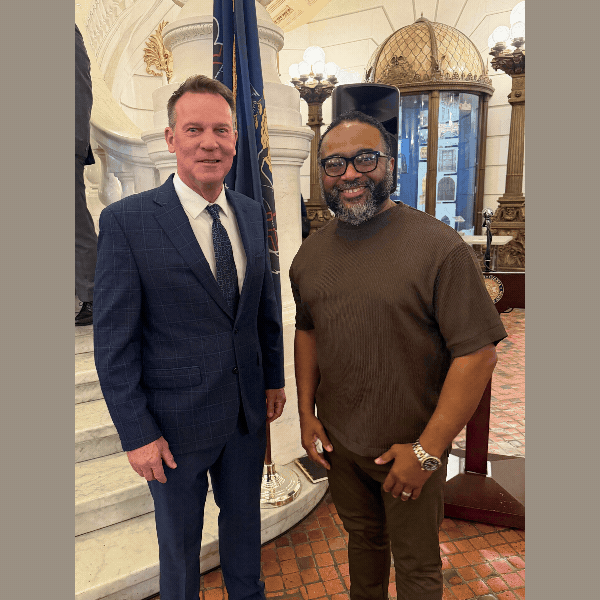 Slideshow of the Senator meeting with chamber leaders